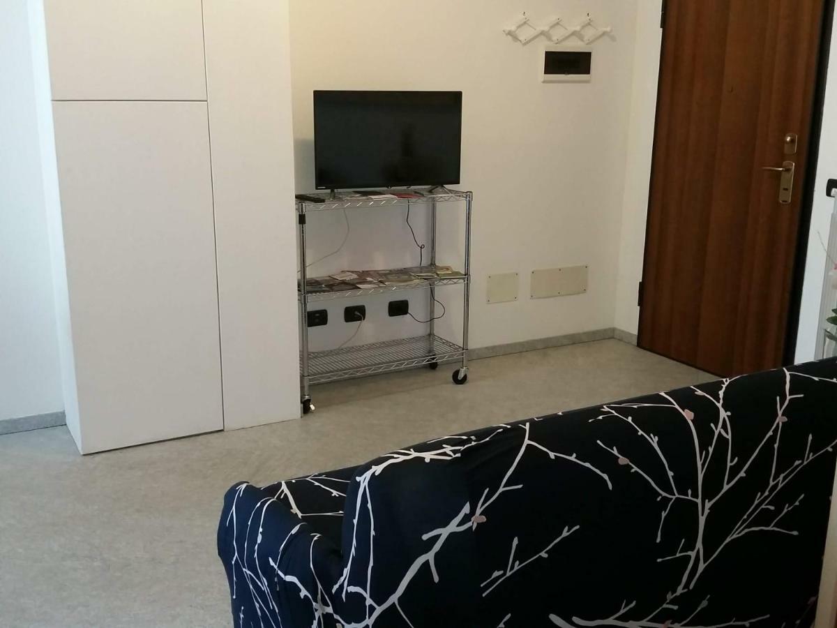 Morbegno House Apartment Bagian luar foto