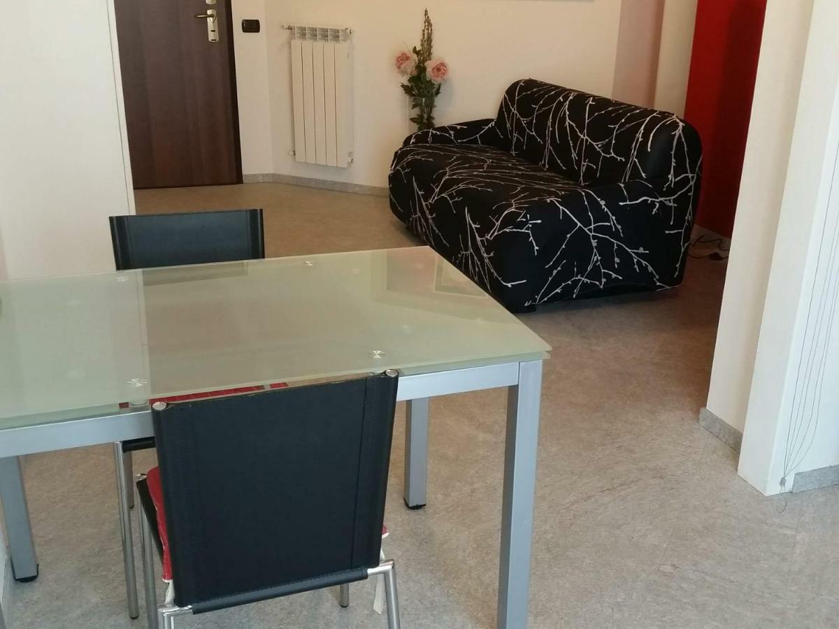 Morbegno House Apartment Bagian luar foto